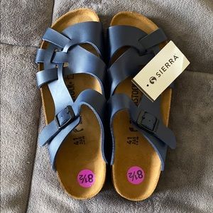 BRAND new Birkenstock’s with tags! Never worn!